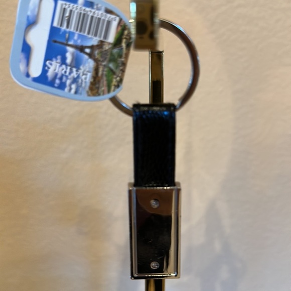 Paris, France Keychain and Paris themed mini bistro pillow bundle - Picture 3 of 5